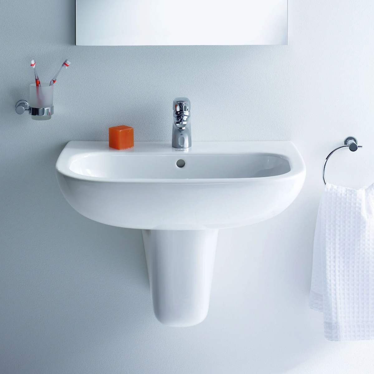 Duravit D-Code Keramik Waschtisch wandmontage