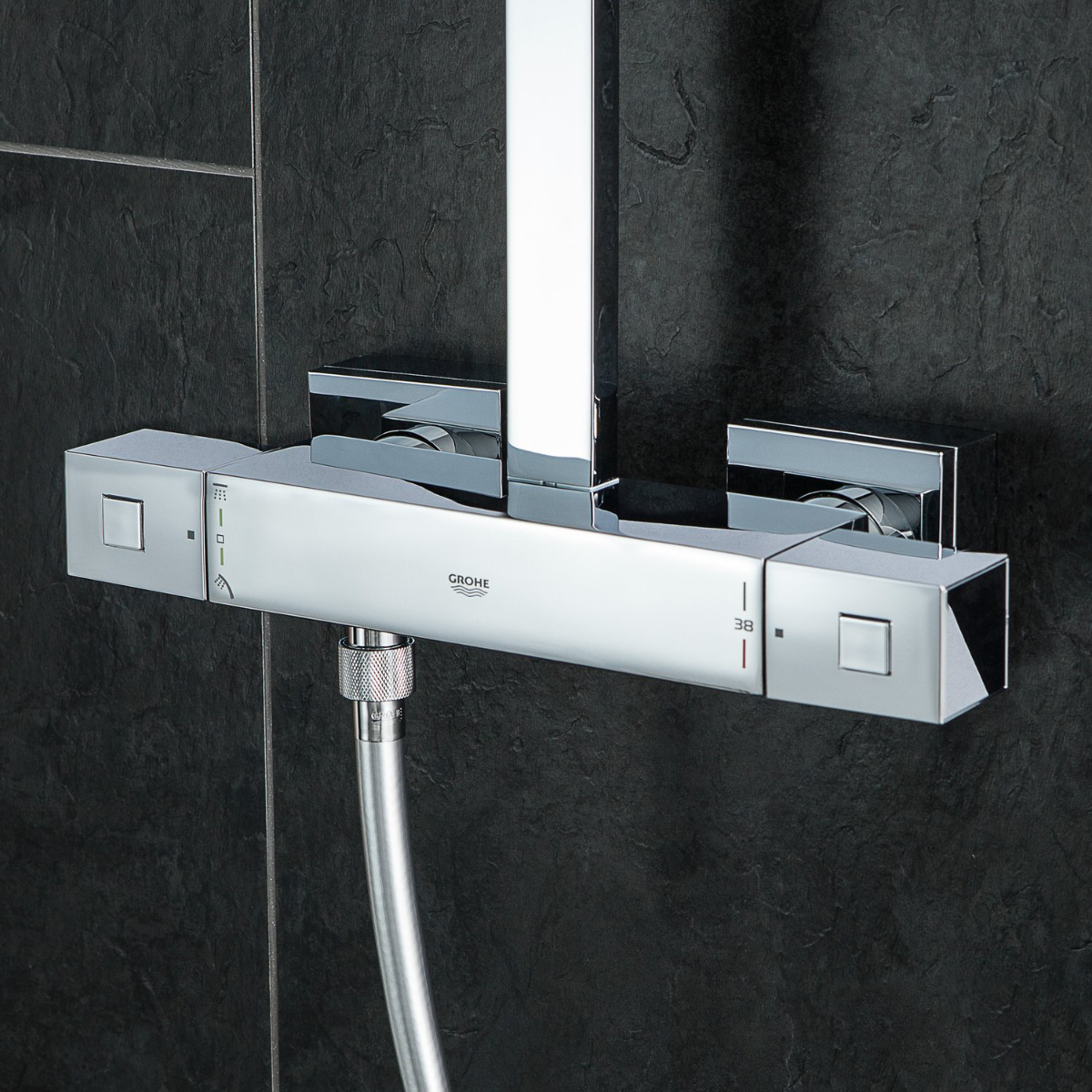 GROHE Duschsystem Euphoria Cube System 230 26087, mit Aufputz-Thermostatbatterie, Wandmontage, maximaler Durchfluss bei 3 bar: 13 l/min (Kopfbrause), 9 l/min (Handbrause), chrom