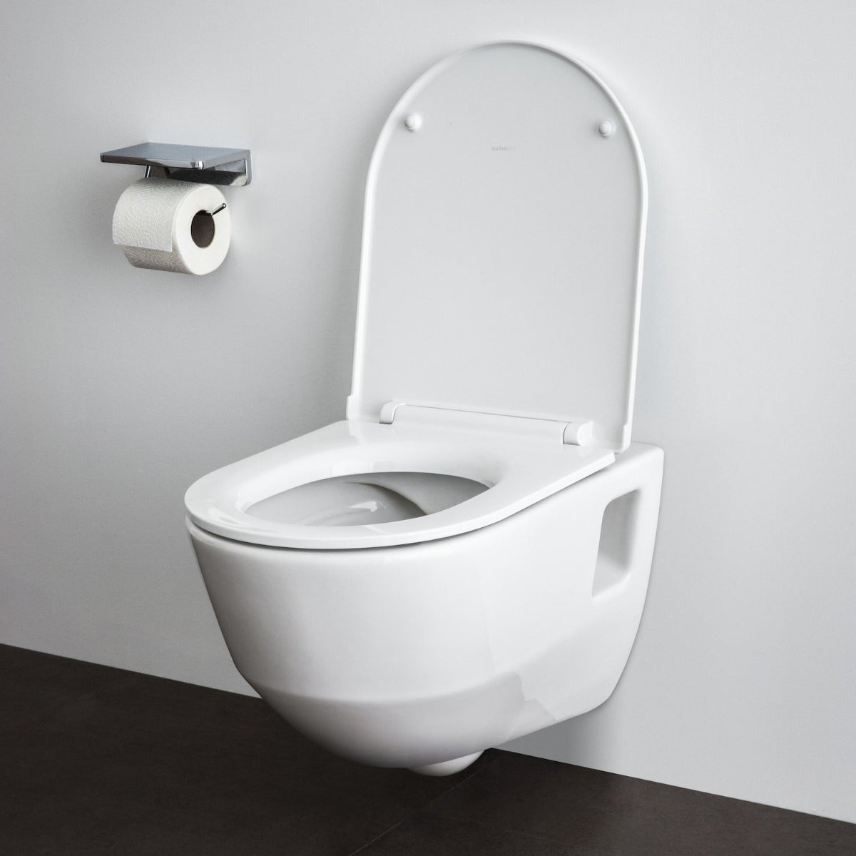 Laufen Pro Wand-WC "rimless" Tiefspüler mit Nischen inkl. Deckel